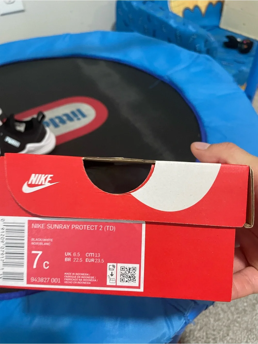 Nike kids water